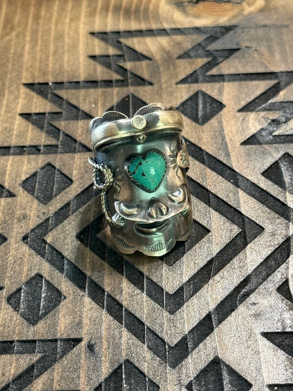 Native American Tim Yazzie turquoise saddle ring with turquoise heart