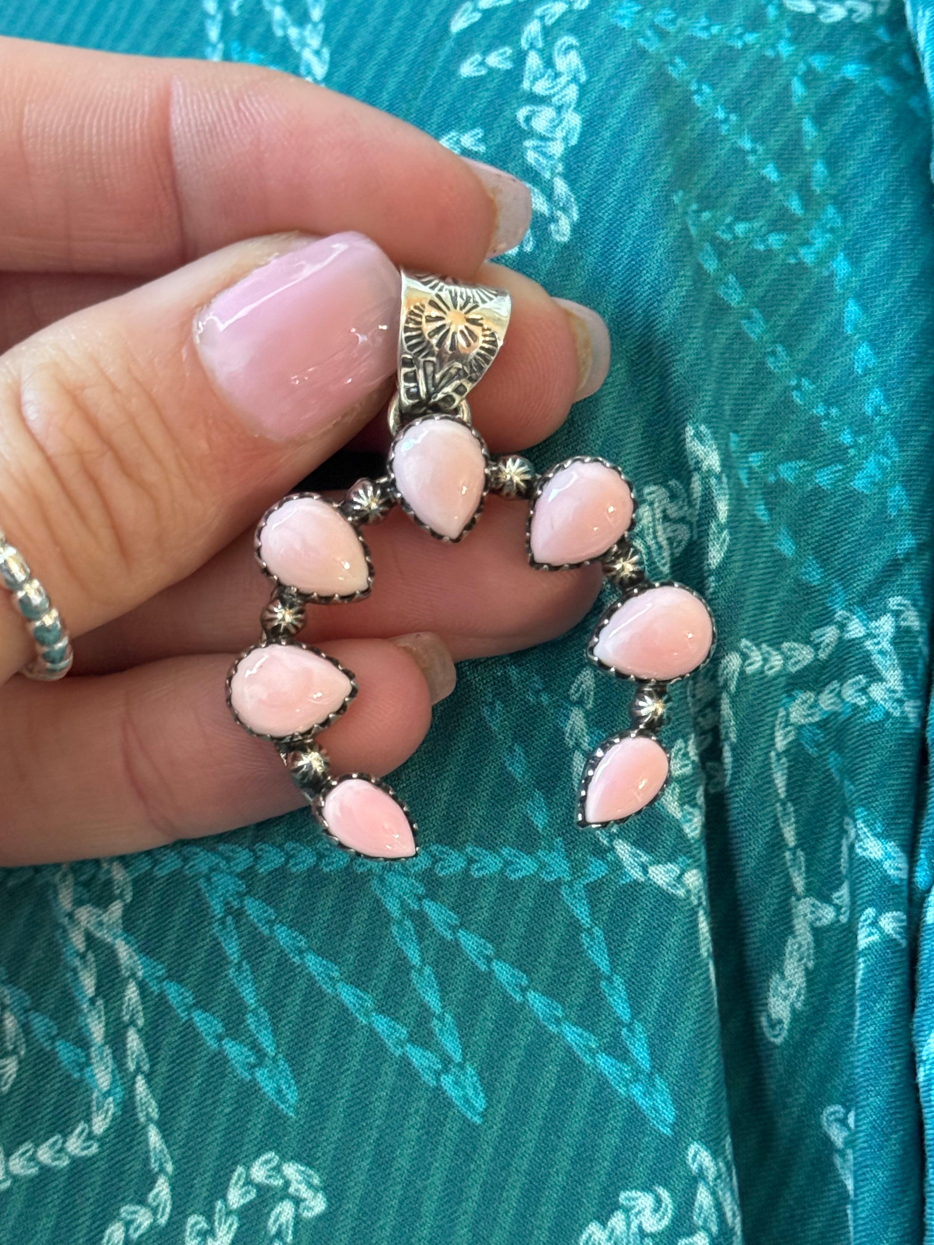 Pink conch naja pendant