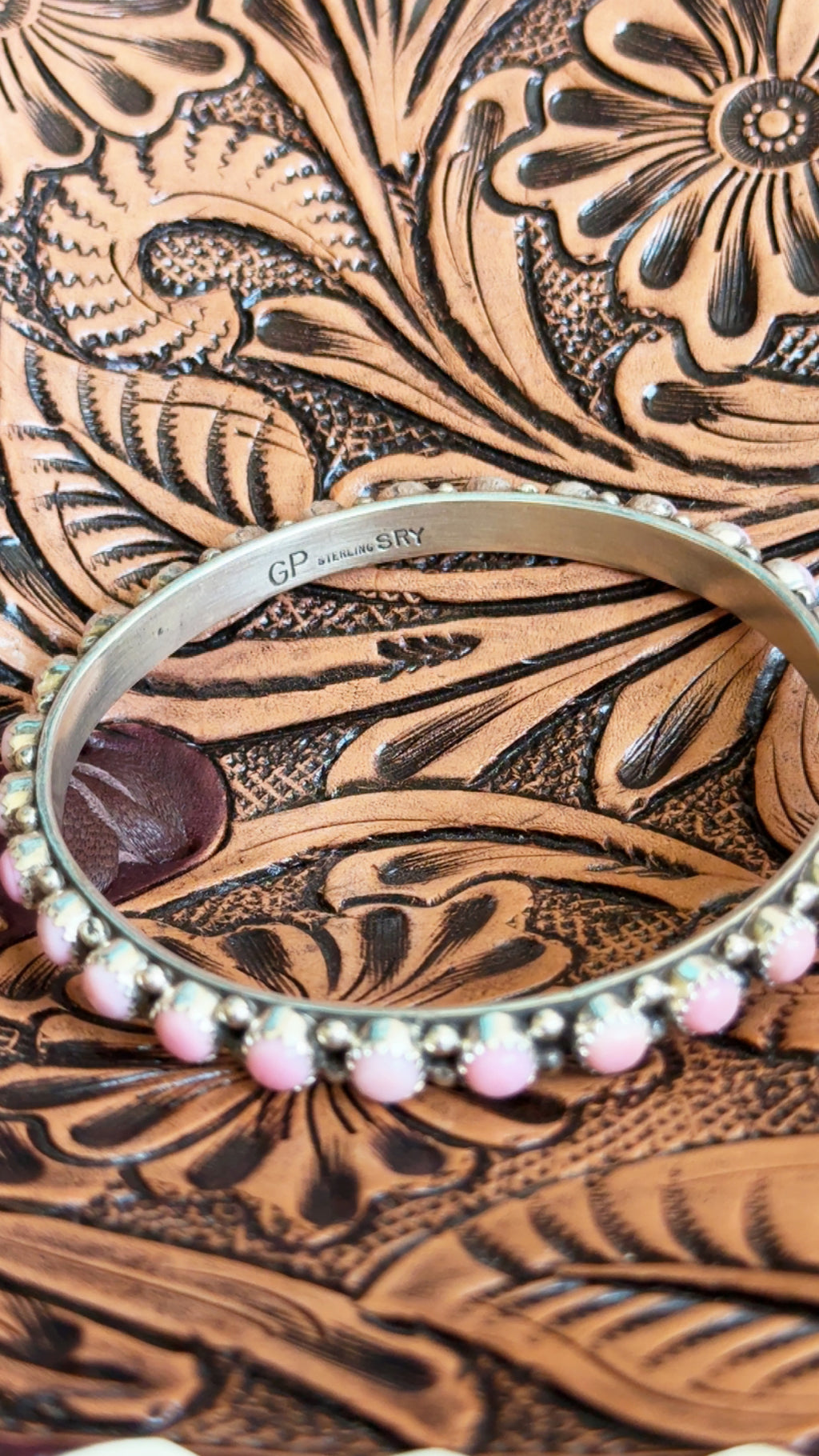 Native pink conch bangle