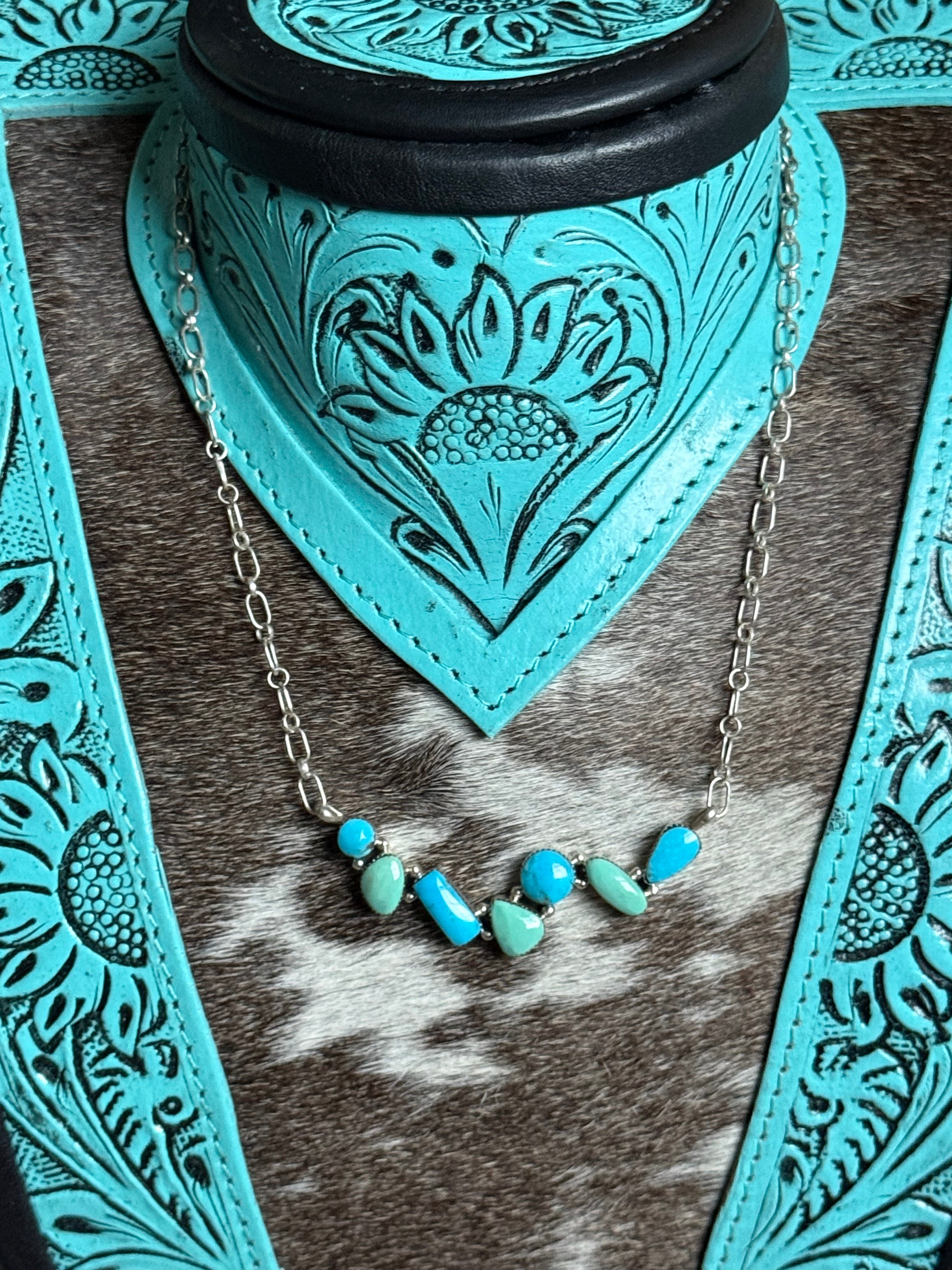 Native made 18” turquoise necklace