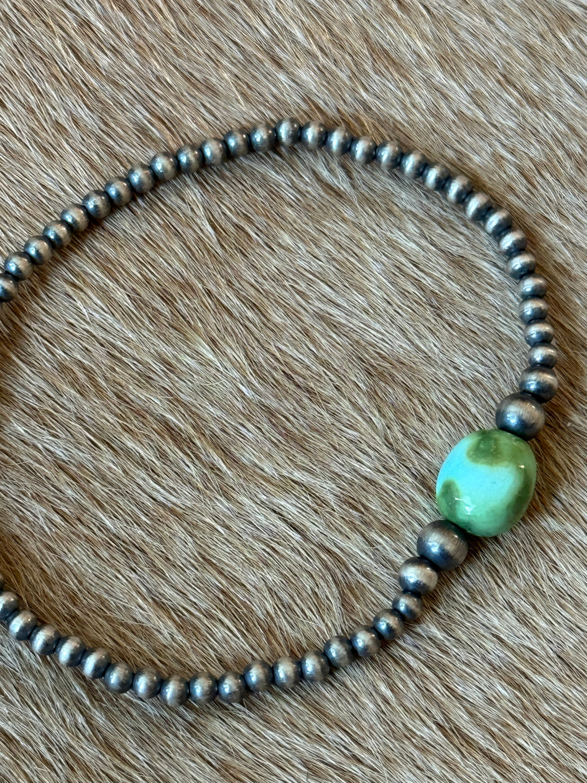 Sonoran mountain turquoise & sterling silver pearl stretch bracelet