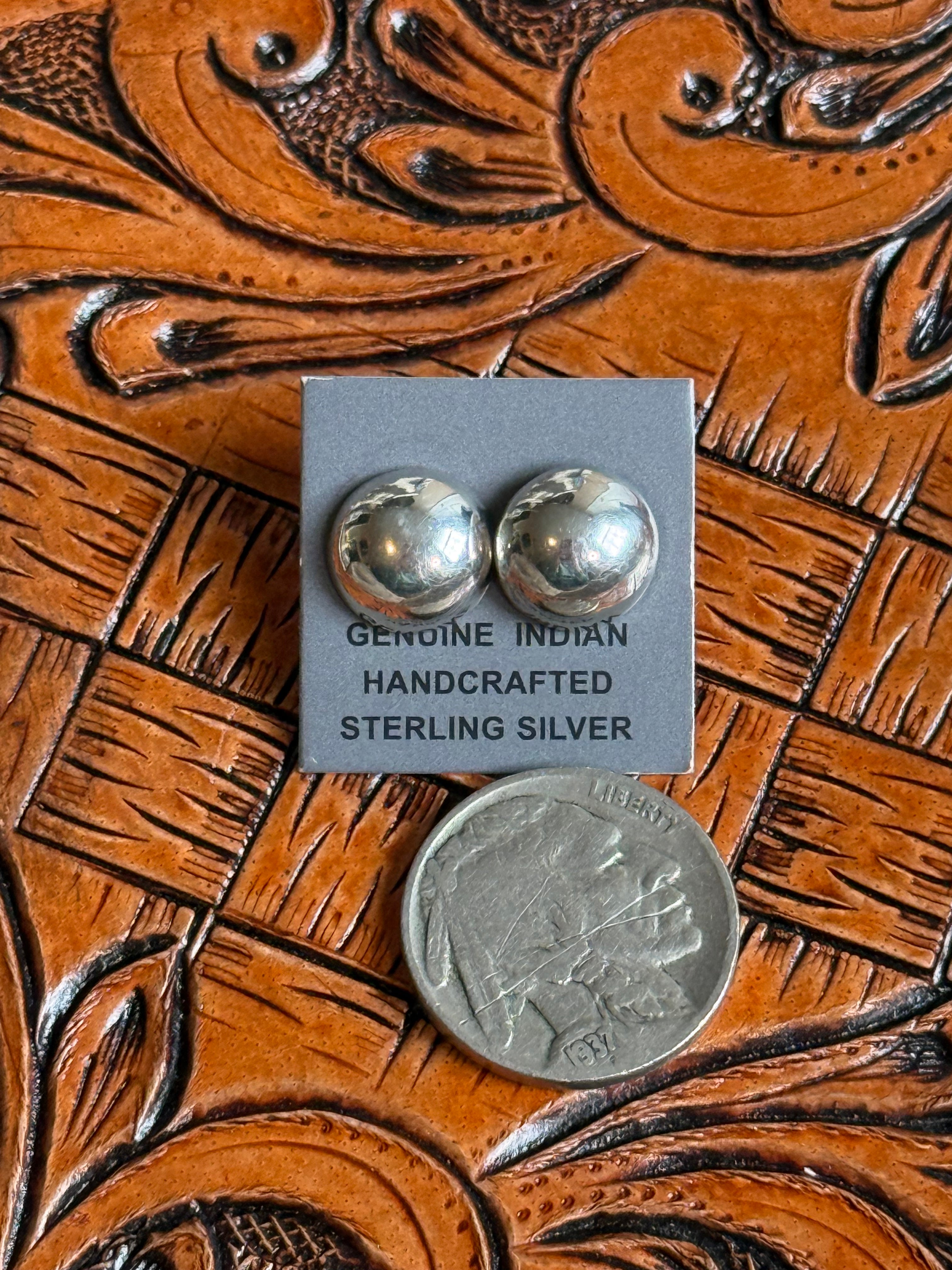 Native made sterling silver stud