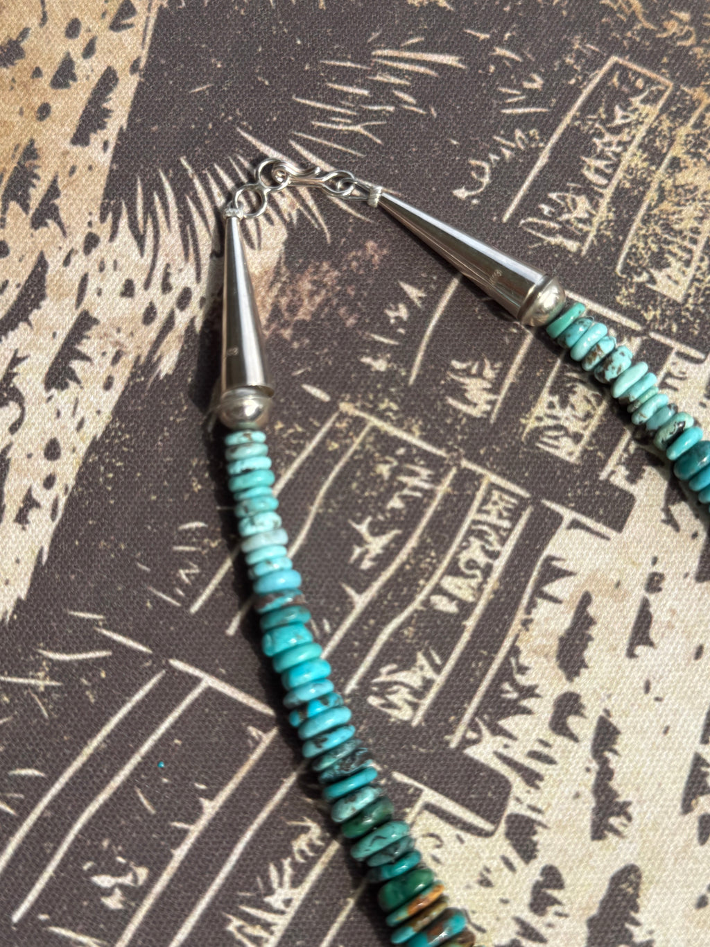 Native American handmade 18” turquoise round flat necklace