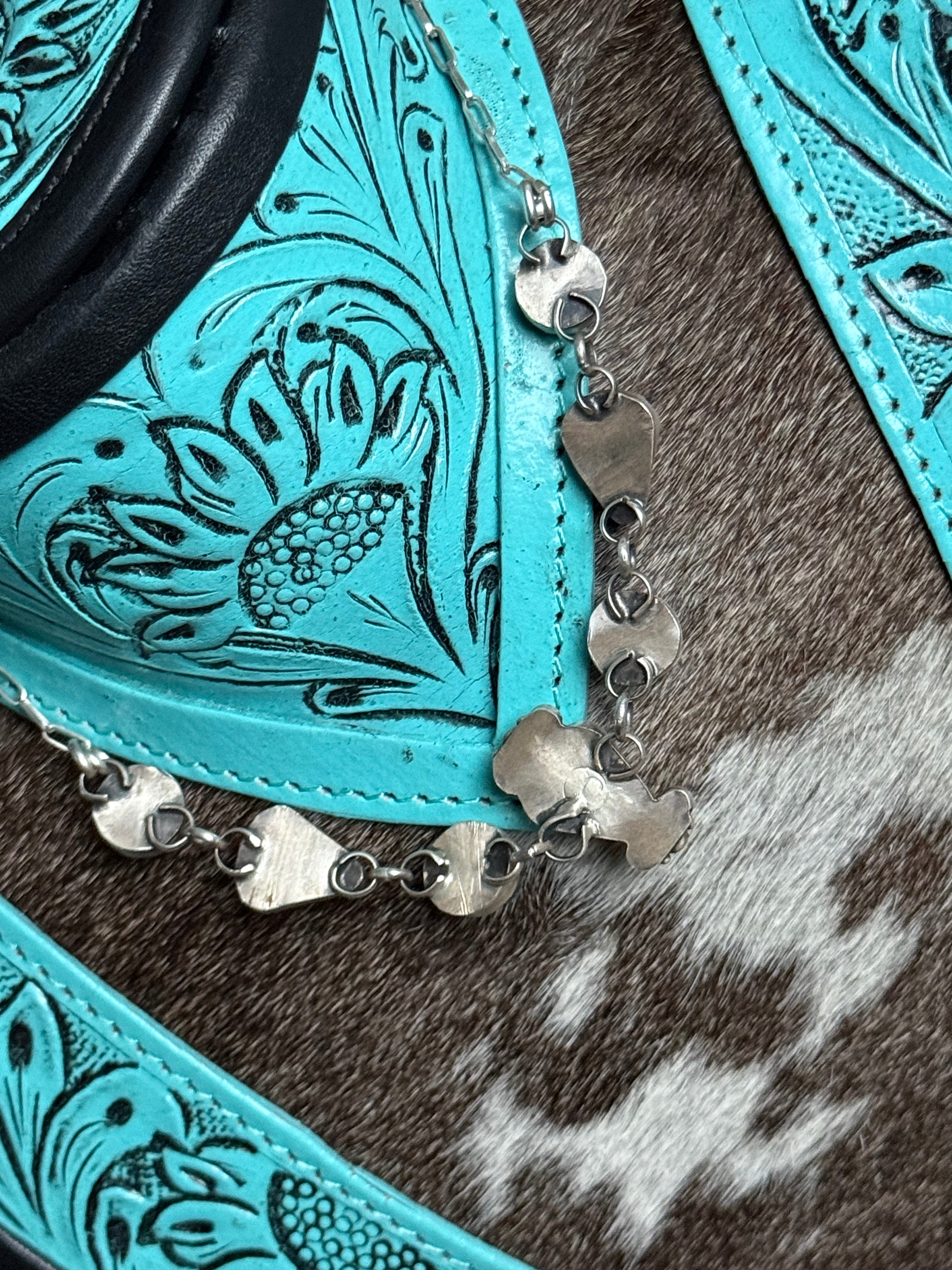 Turquoise and white buffalo choker necklace