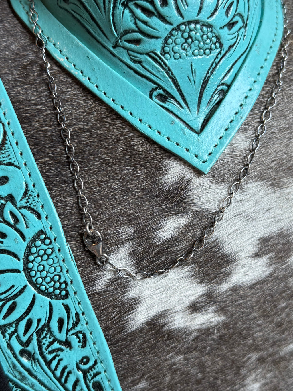 White water turquoise choker necklace