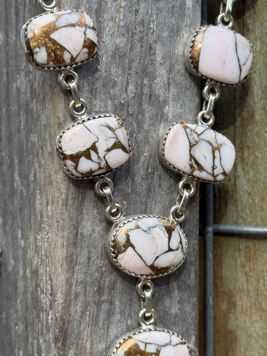 Angel dahlia lariat