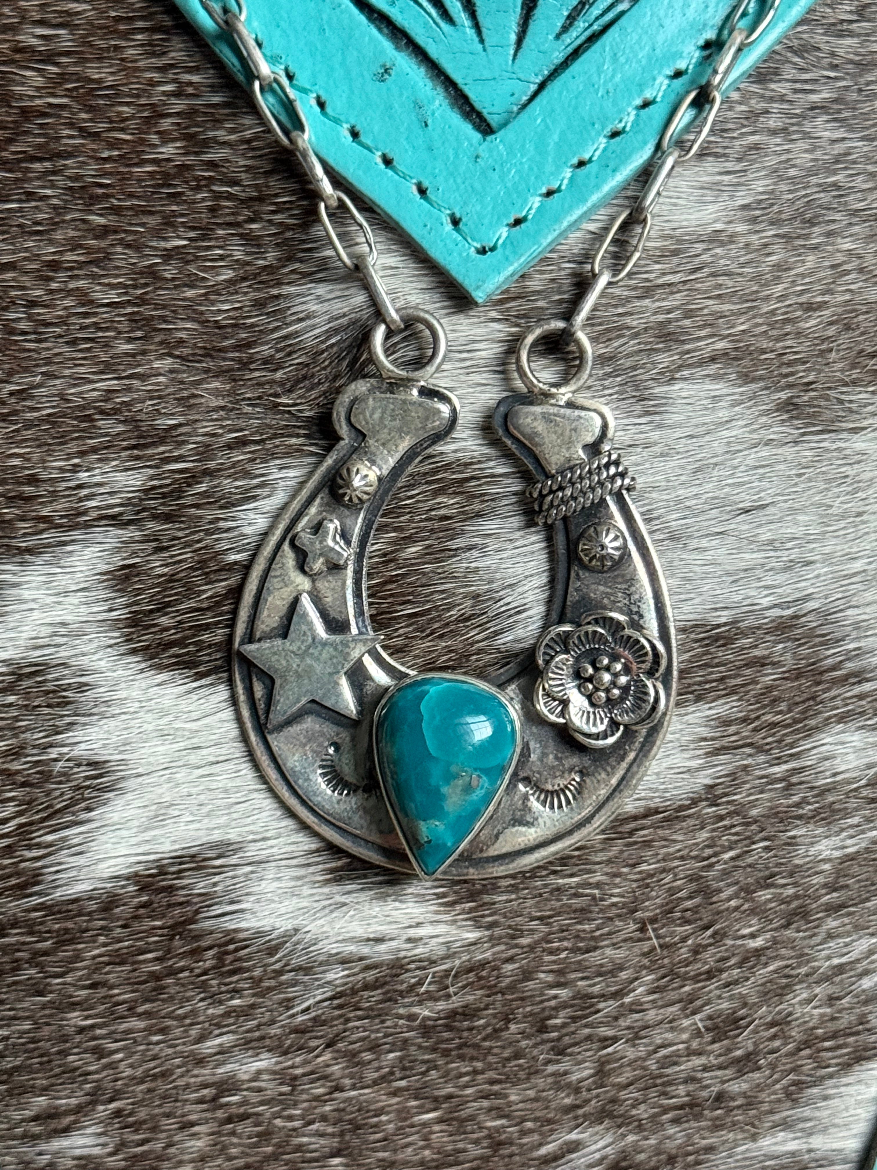 Turquoise horseshoe necklace
