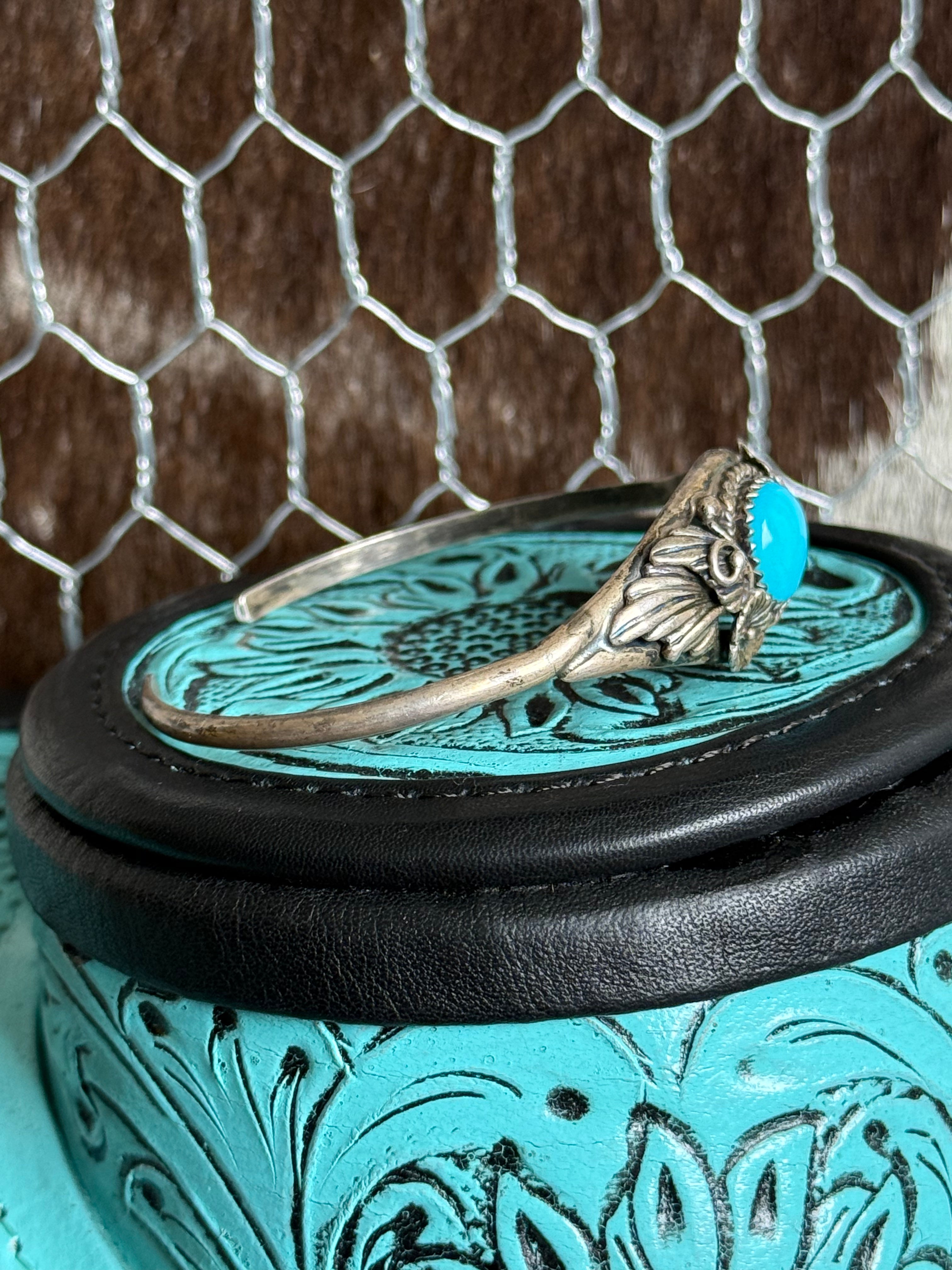 Vintage native turquoise cuff