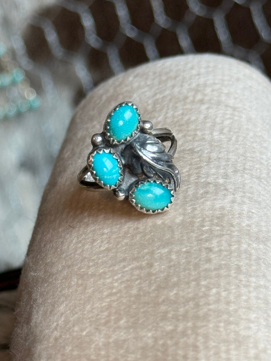 Vintage native made 3 stone turquoise ring