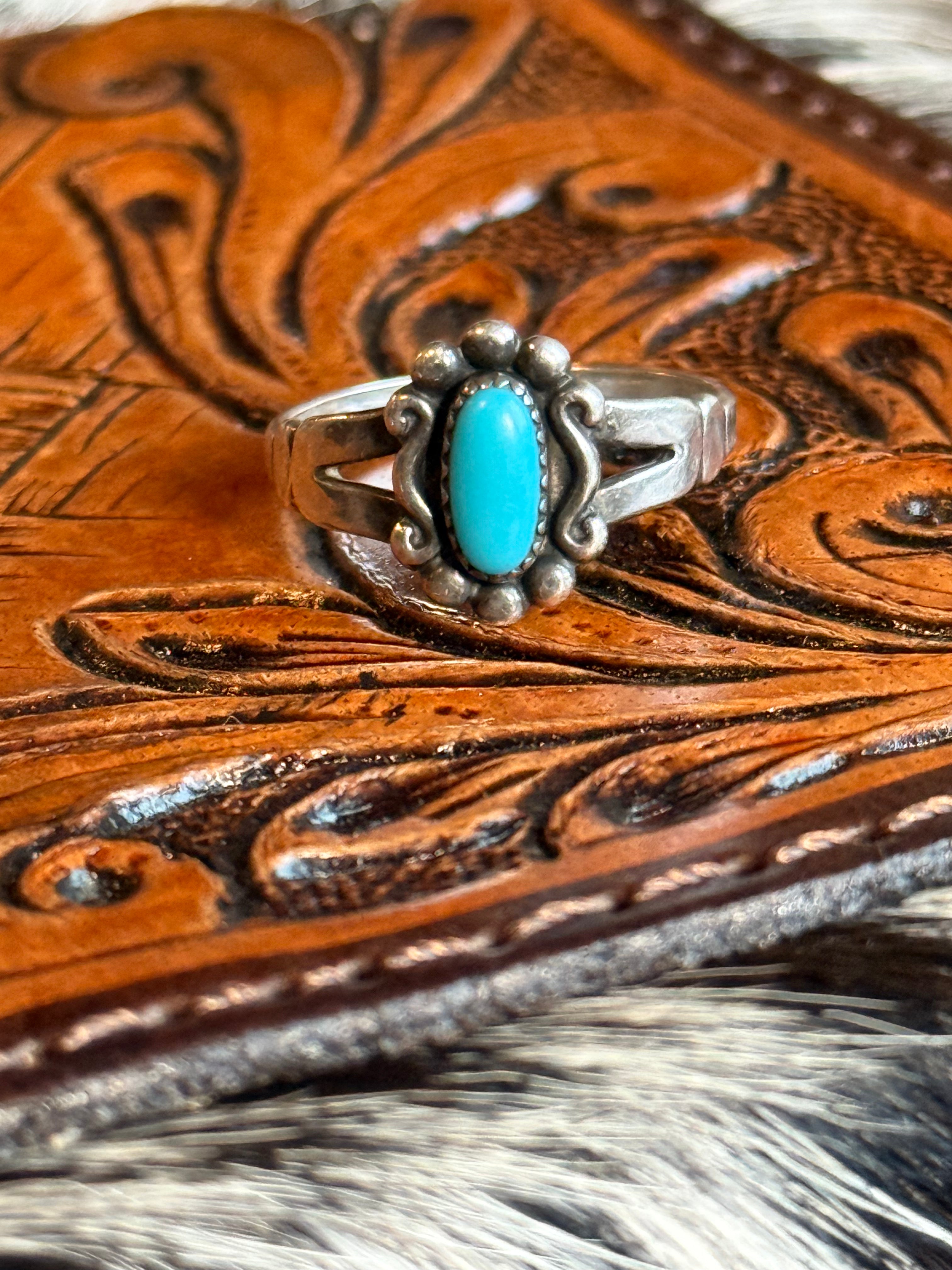Vintage native turquoise ring