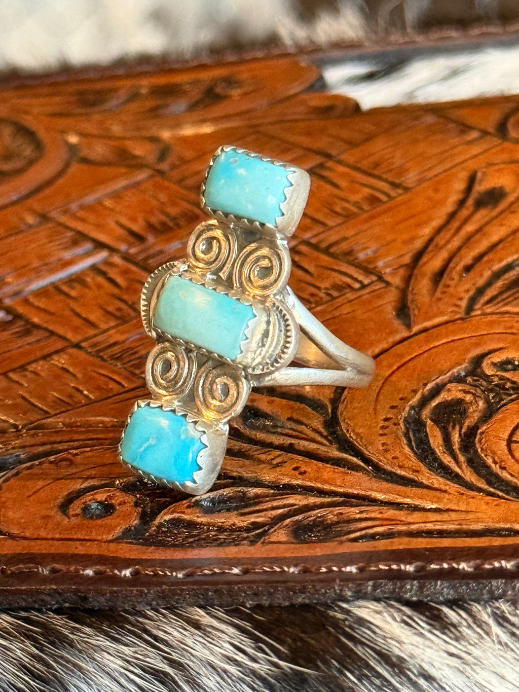 Turquoise 3 stone ring