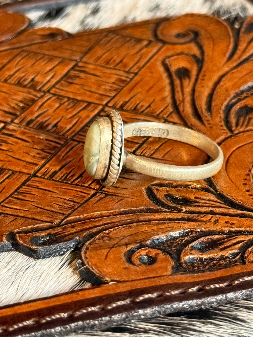 Paloma ring