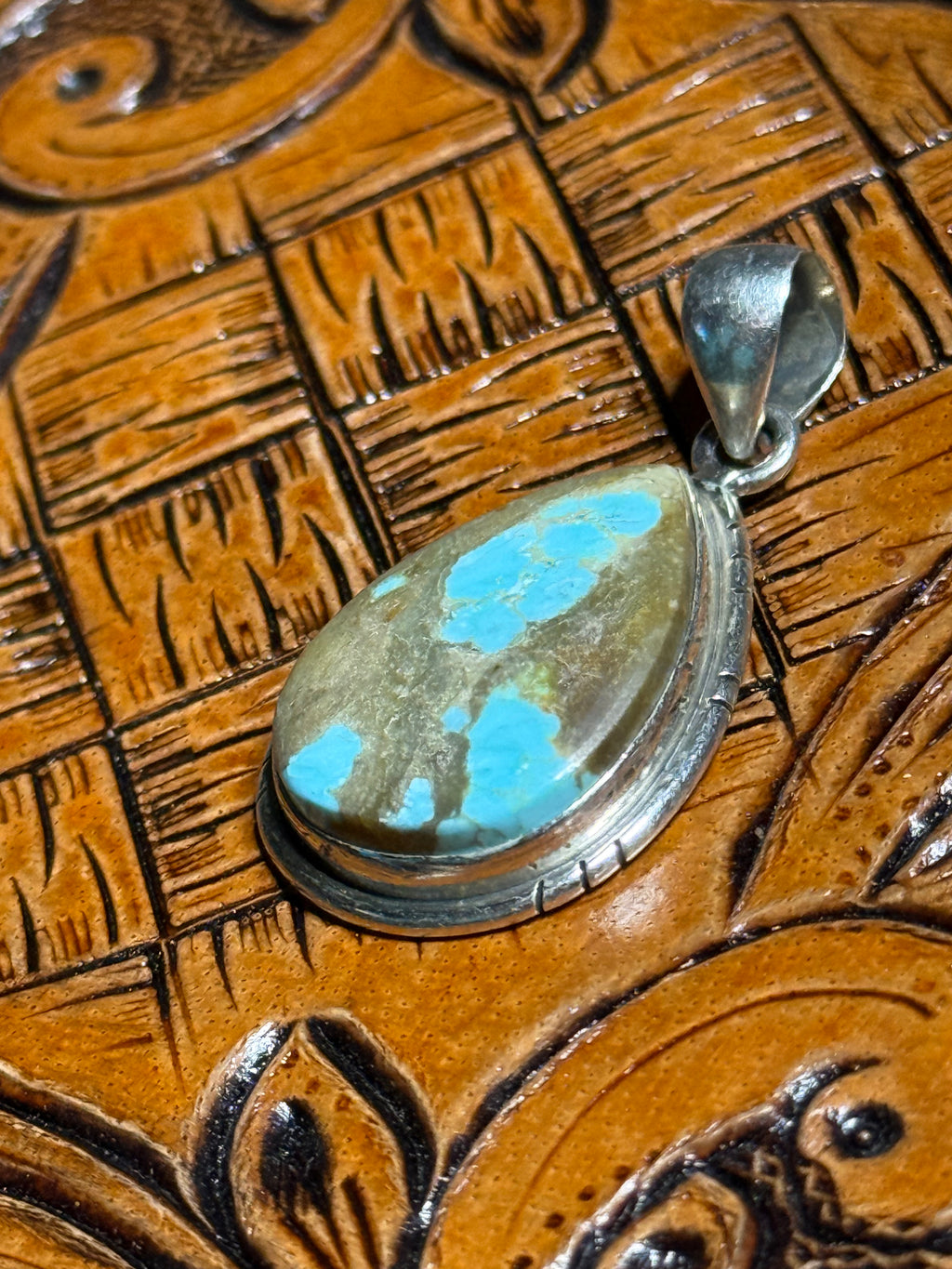 Mine 8 turquoise pendant