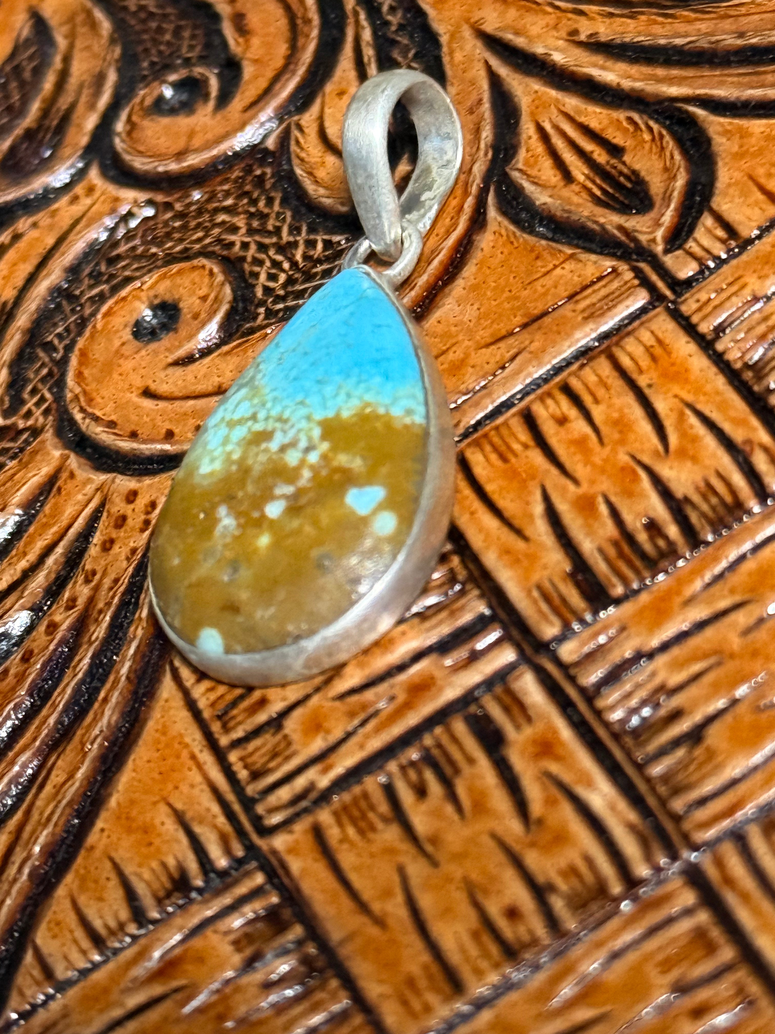 Mine 8 turquoise pendant