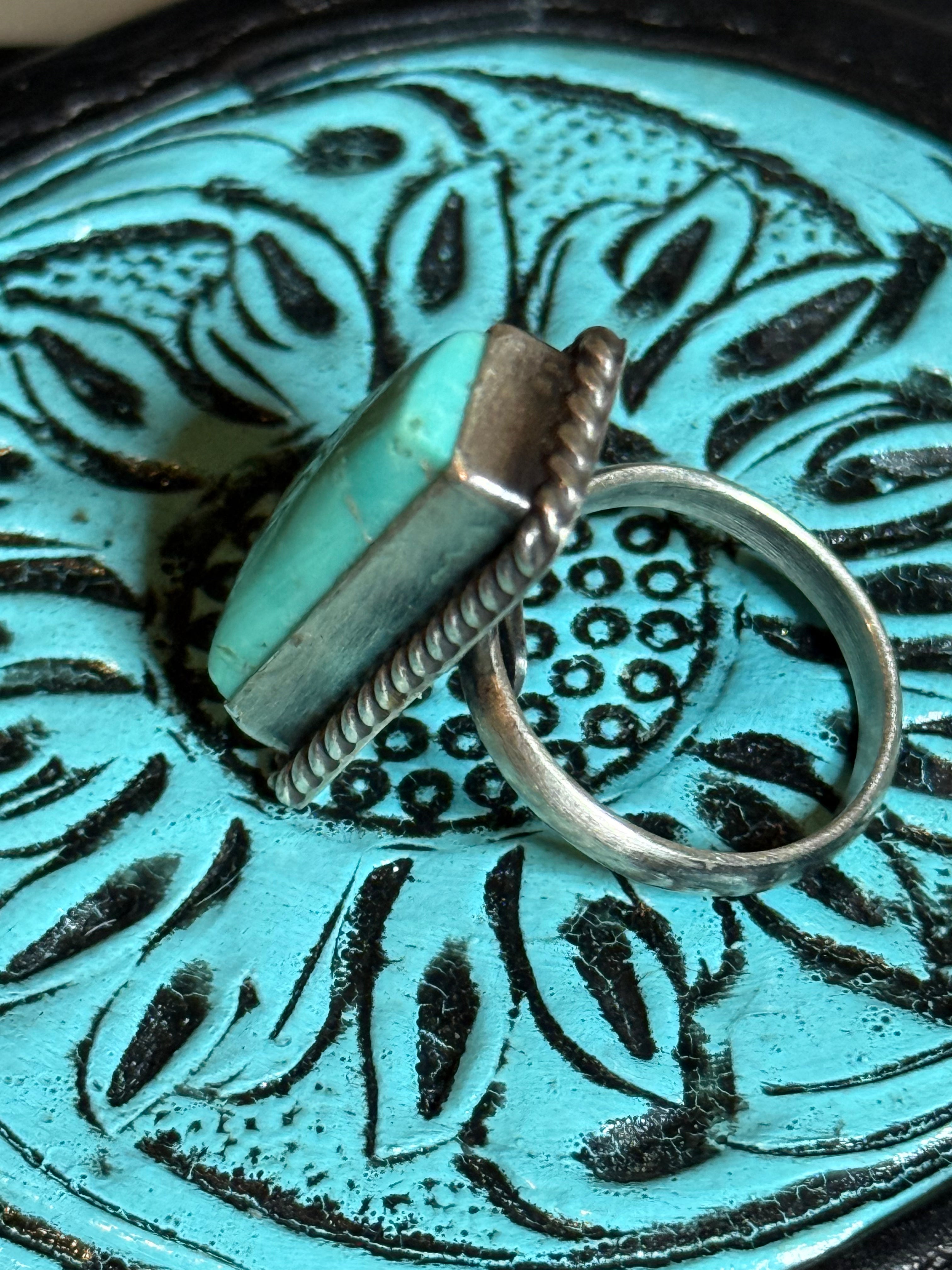 Navajo Johnny Dixon turquoise bar ring