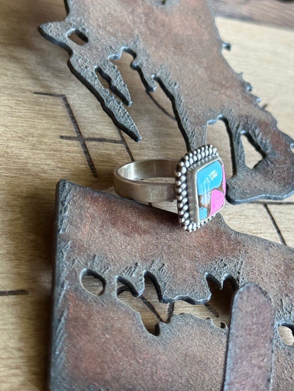 Cotton candy adjustable ring
