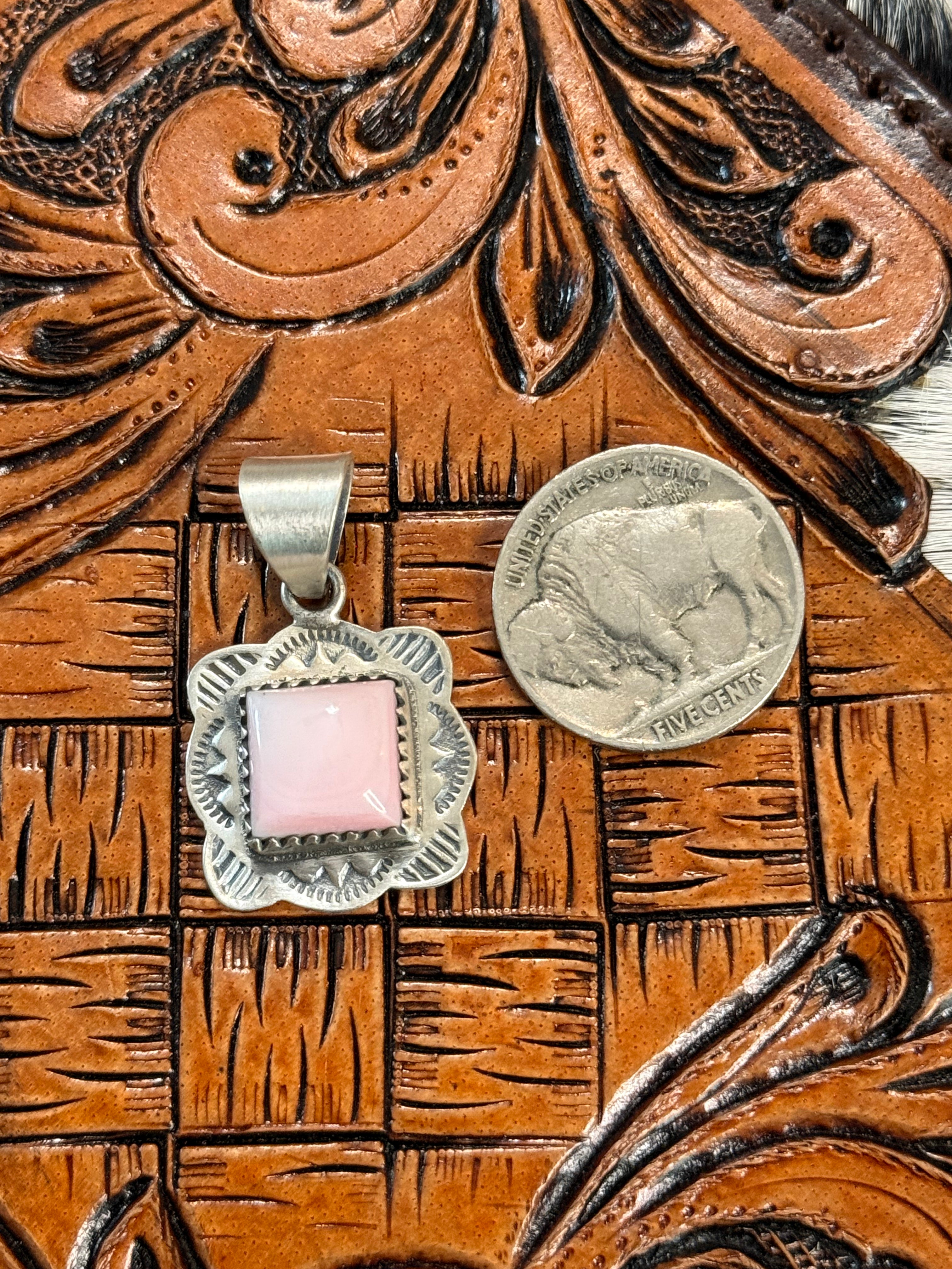 Pink conch pendant