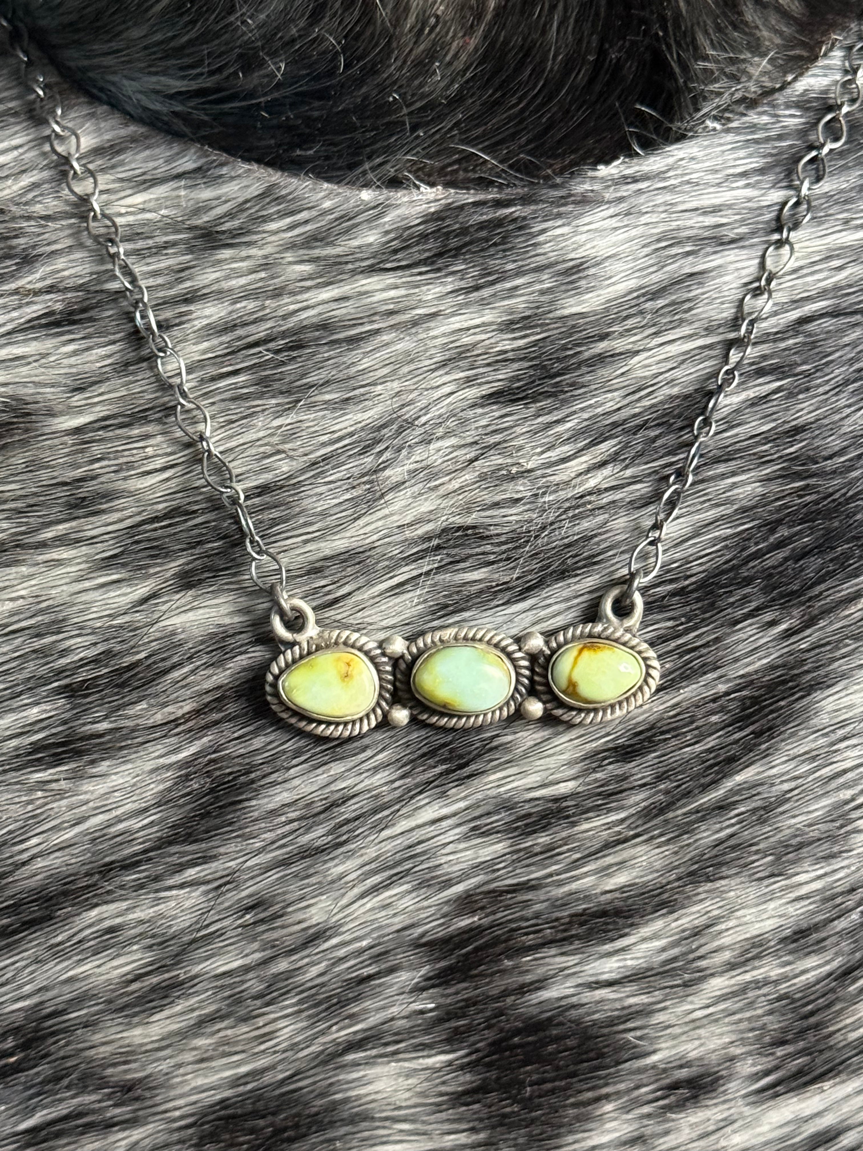 Palomino 3 stone bar necklace