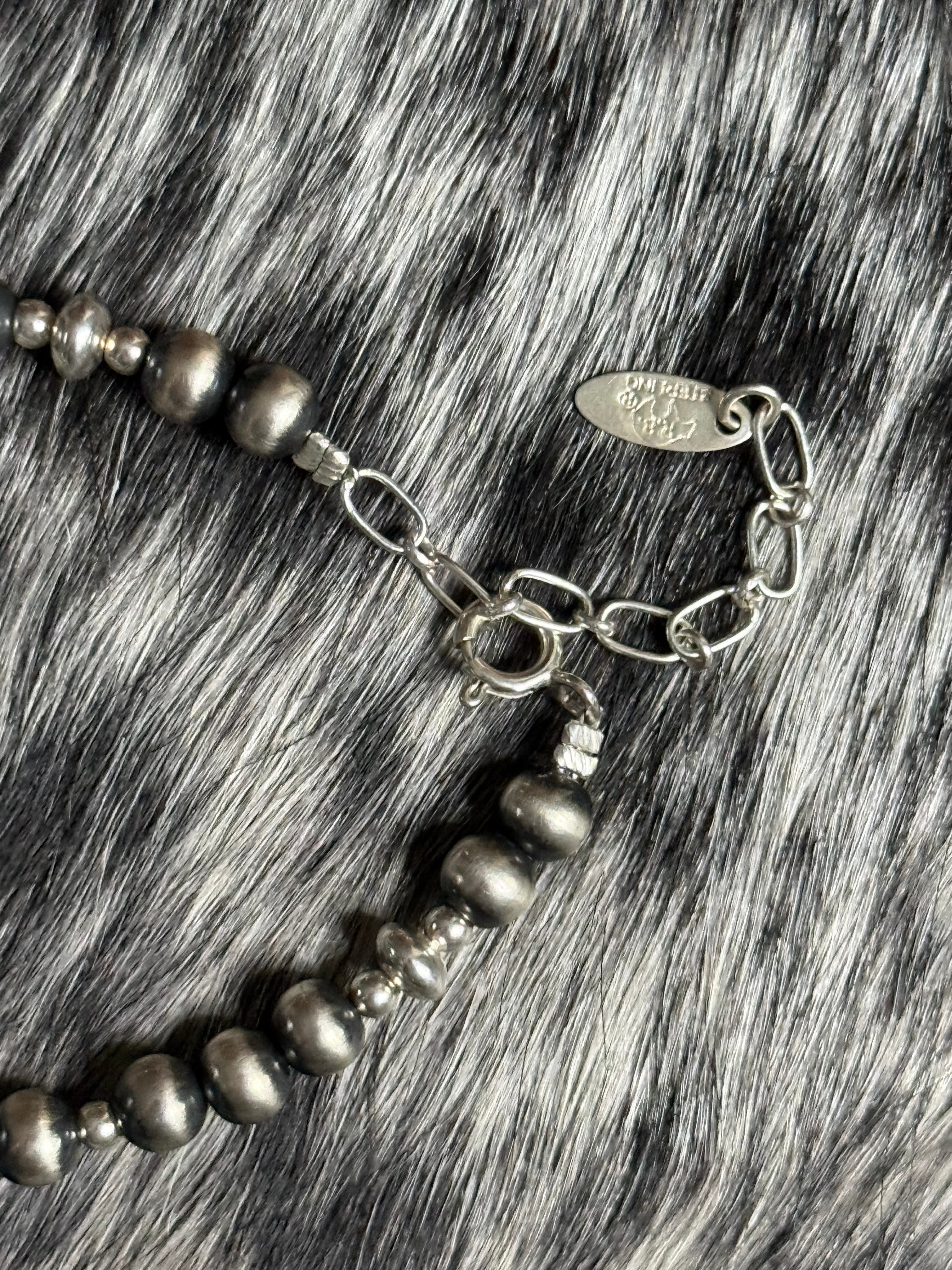 Navajo sterling silver pearl bracelet
